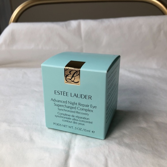 Advanced Night Repair Eye Cream - Picture 4 of 9